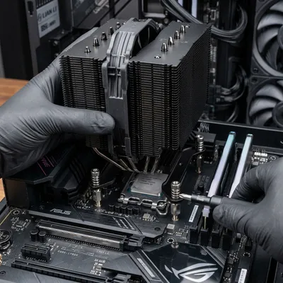 Mount the Cooler — Diagonal, Even Pressure